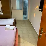 Traceys 3 アパート ボルシュ