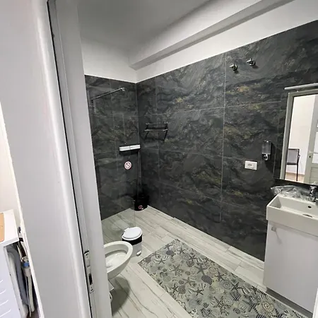 Apartment Traceys 3 *