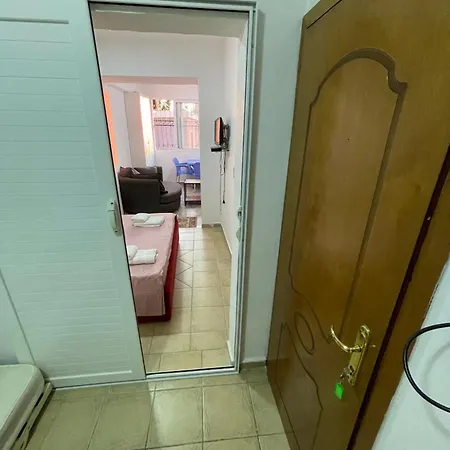 Traceys 3 شقة