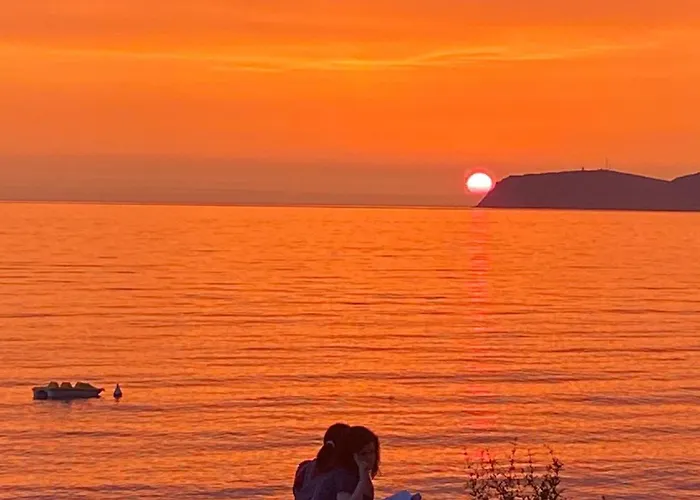 Traceys 3 Appartement Borsh