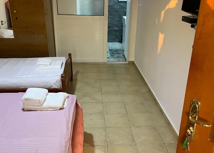 Traceys 3 Appartement Borsh